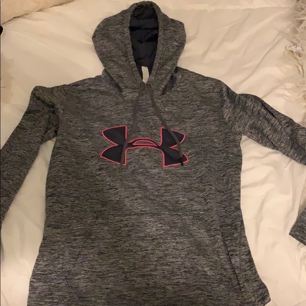 Women’s Small Under Armour Sweatshirt